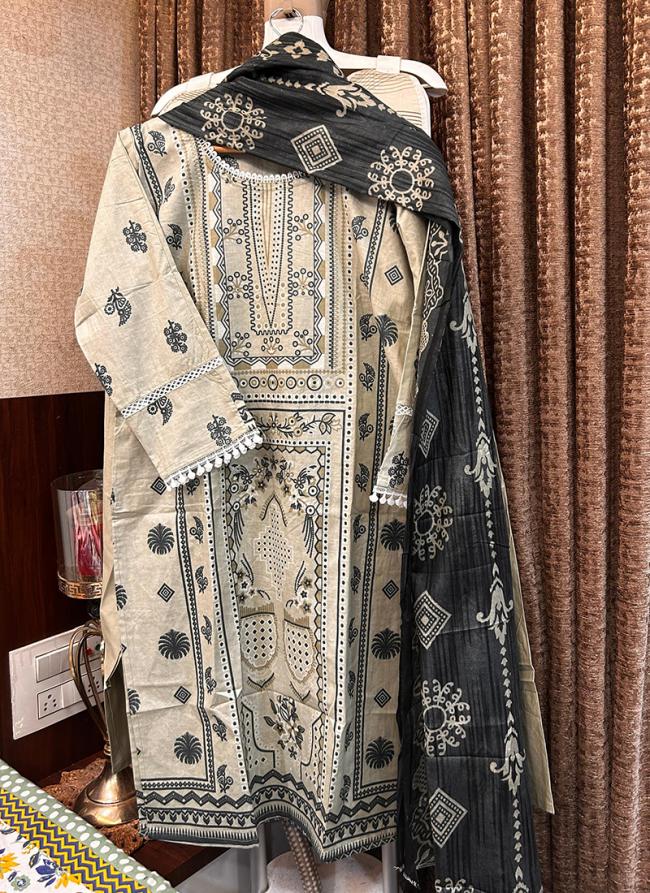 Cotton Off White Traditional Wear Printed Readymade Pakistani Suit